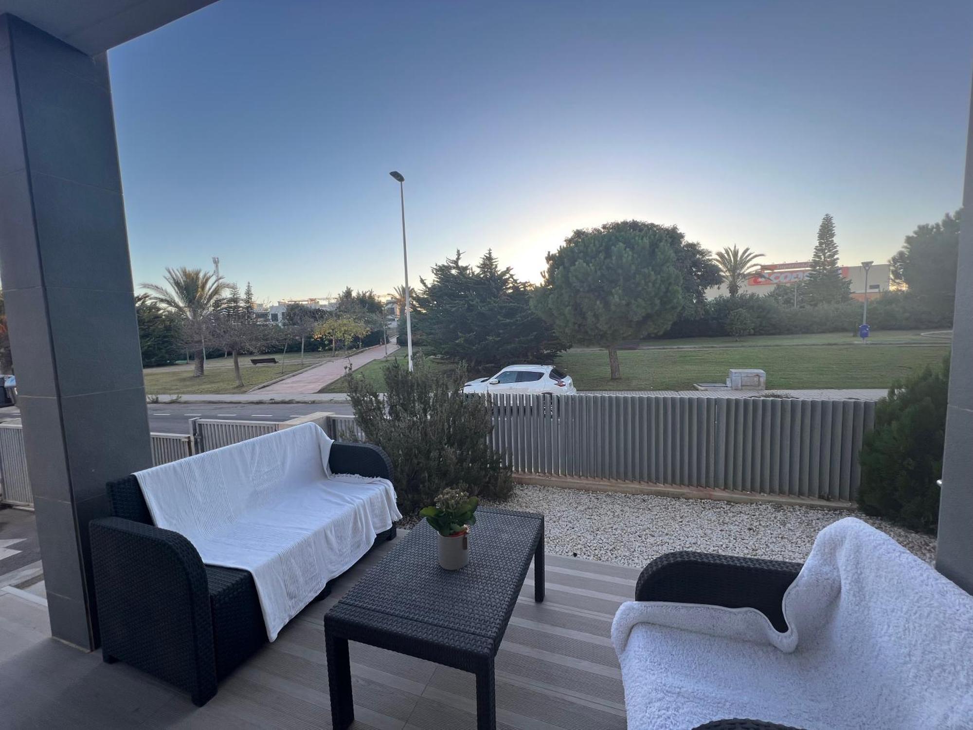 Bungalow En Punta Prima 2 Dormitorios Y Piscina Torrevieja Zewnętrze zdjęcie
